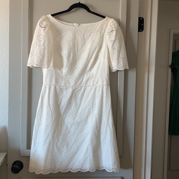 Gal Meets Glam Blythe Scalloped Dress - Picture 3 of 8